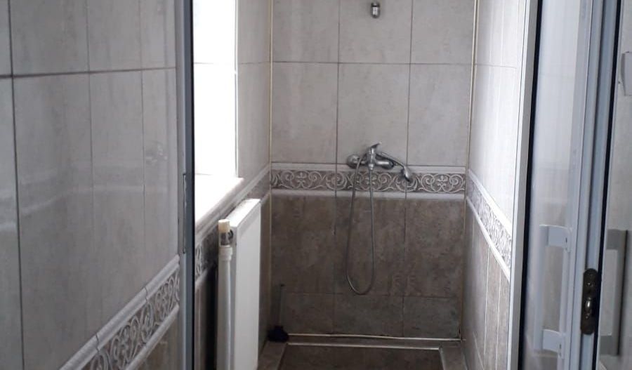 De inchiriat apartament cu o camera, centru, etaj 1, 400 E - Poză 6