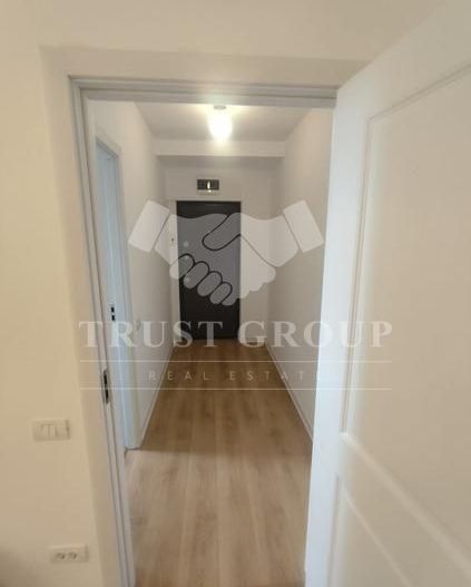 Apartament 3 camere 1 Mai | Imobil 1970 - Poză 9