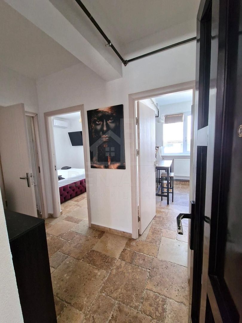 2 decomandat - centrala proprie - mobilat - utilat - English Park - Poză 6