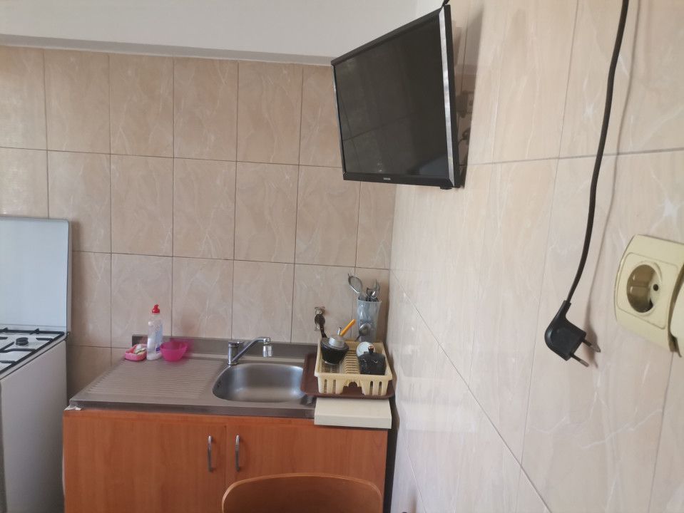 Vanzare apartament 2 camere, Frati Golesti, Gara - Poză 7