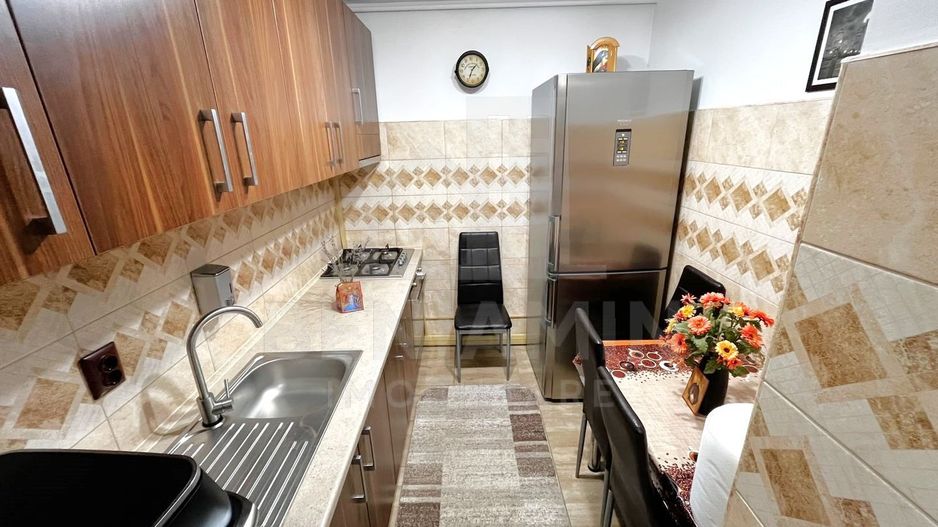 Apartament-2camere-decomandat-mobilat-utilat-centrala - Universitate - Poză 3