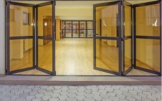 Vila P+3, suprafata utila 345 mp, aflata la 10 min. de P-ta Victoriei - Poză 2