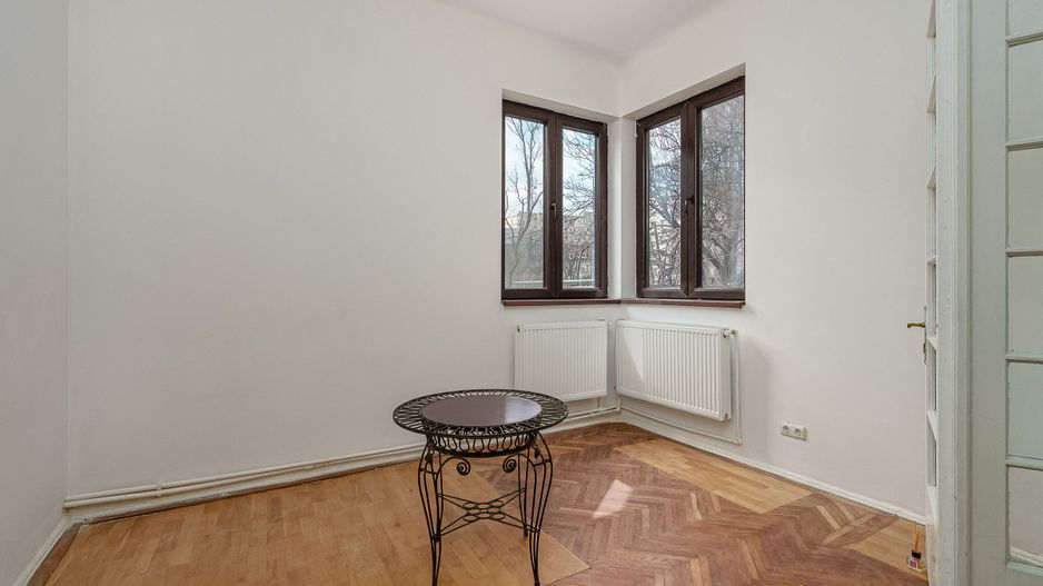 Piata Muncii - Decebal, casa 87 mp totali, 179 mp curte libera, - Poză 15