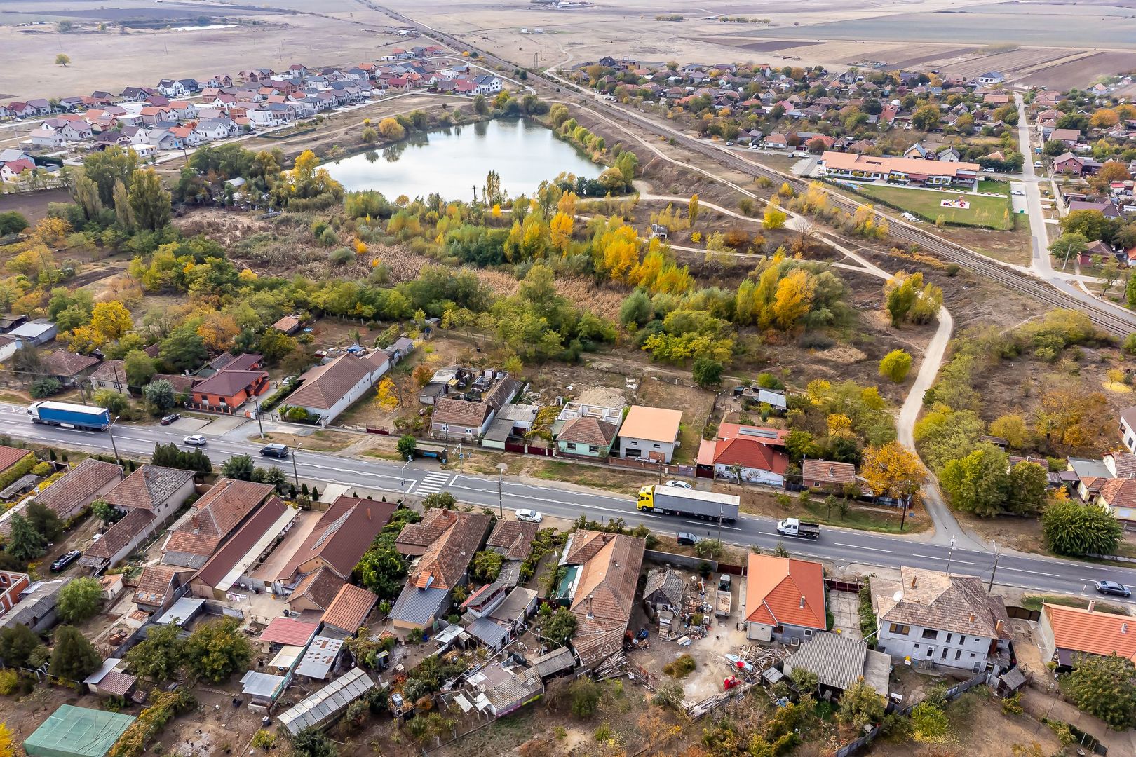 Casa + Teren 1144 mp - str. Principala Zimandu Nou, Arad - COMISION 0% - Poză 9