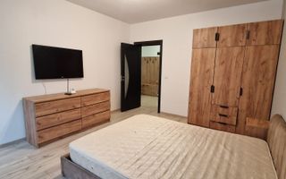 Apartament 1 camera Dec 40 mp. Bucium Family Market 300 euro - Poză 2