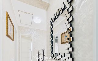 Casă patru camere în locație privilegiatǎ în Dumbrăvița - Poză 12