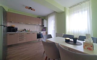 Apartament cu 2 camere decomandat, etaj 4/7 zona Iulius Mall ! - Poză 4