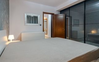 Ap spatios 4 camere, garaj, Andrei Muresanu, zona strazii Trifoiului - Poză 21