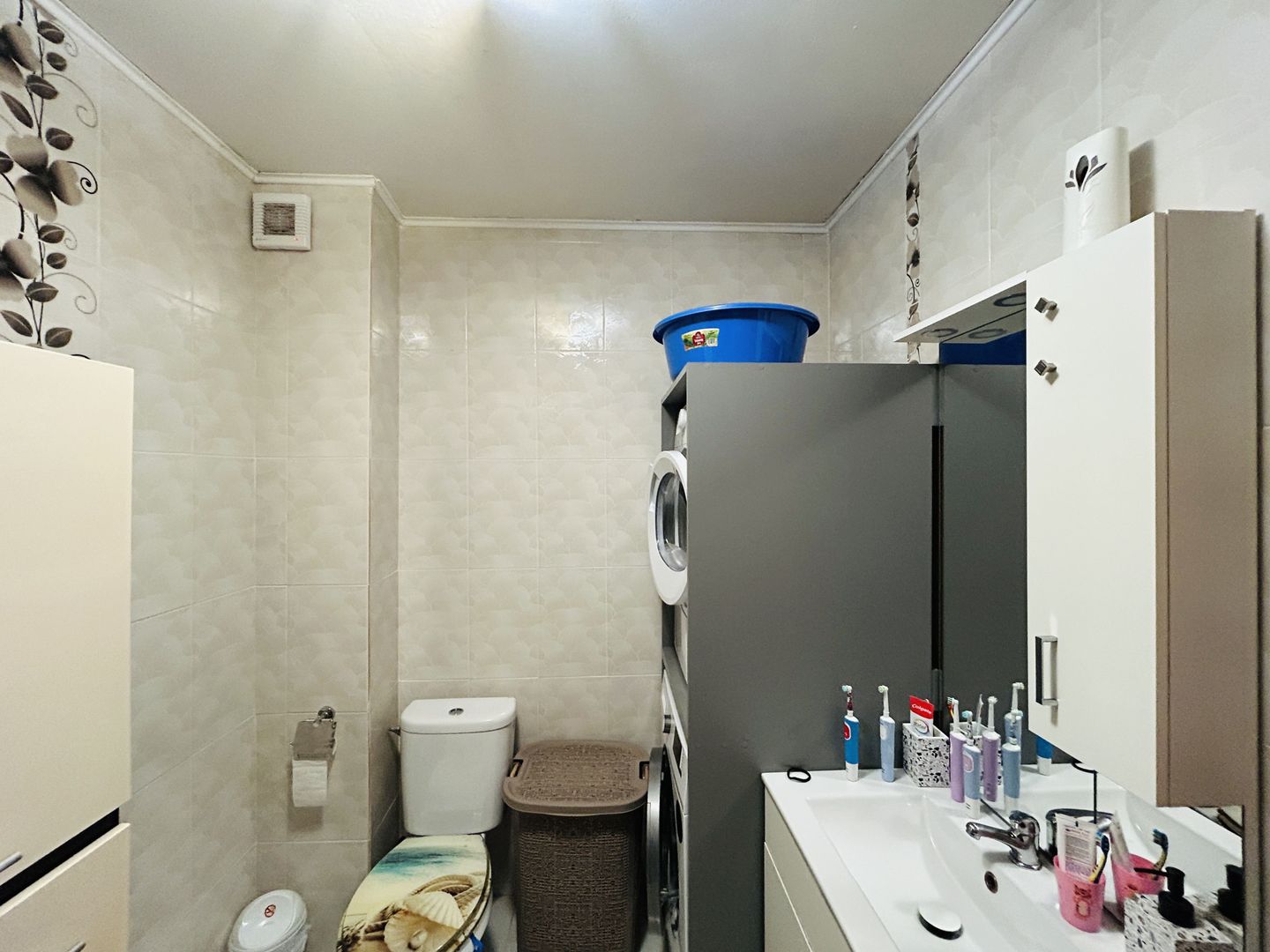 Apartament mobilat, cu 3 camere, 2 balcoane, 2 parcari - Selimbar - Poză 5