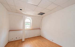 Spațiu de inchiriat, 9 camere, 3 bai, Universitate, 120mp - Poză 5