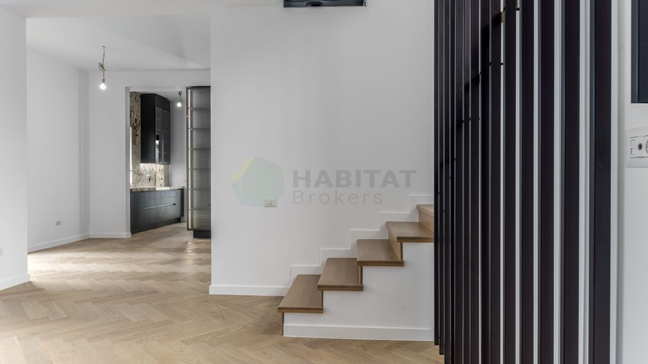 VILA  IANCU NICOLAE, 5 dormitoare, 3 terase, garaj, gradina - Poză 4