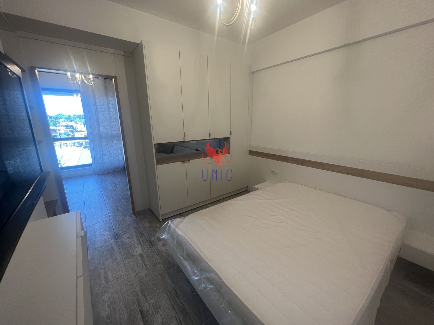 Garsoniera transformata in 2 Camere LUX Zona Stadionului Ion Oblemenco - Poză 8