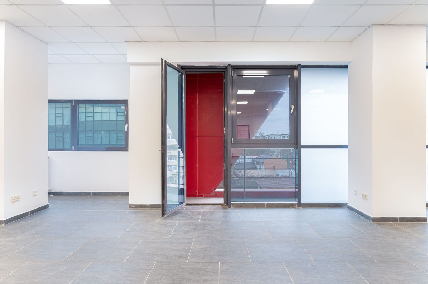 Birouri 305 mp de închiriat, Pantelimon-Baicului, mutare imediată - Poză 12