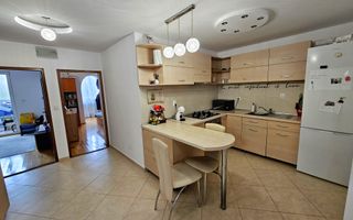 Apartament 3 camere, 105 mp utili, mobilat, utilat, zona Gara - Poză 4