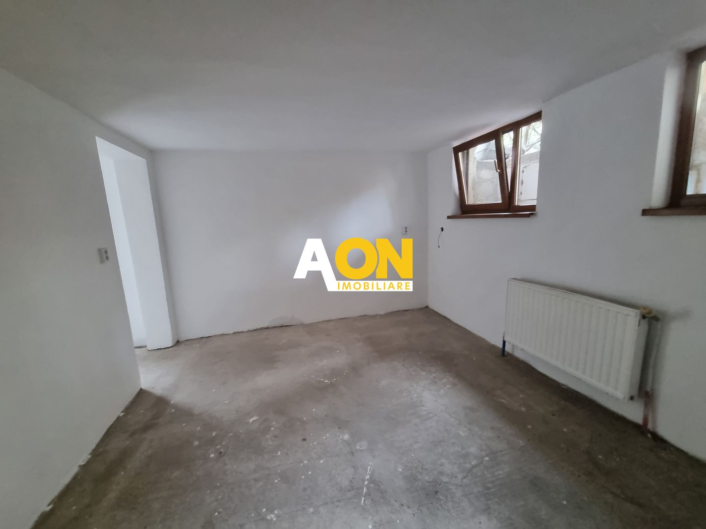 De vanzare casa 6 camere, S+P+M, 900mp teren, Cetate - Poză 20