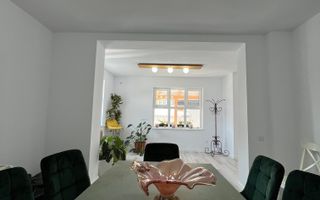 De vânzare apartament la Casa de 2 camere/singur in curte/acces auto - Poză 5