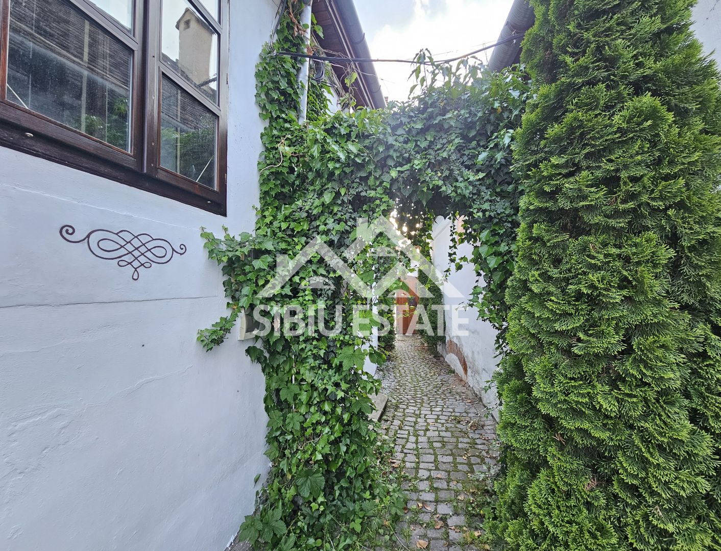 Imobil zona ultracentrala pretabil restaurant  schimbare destinatie - Poză 25