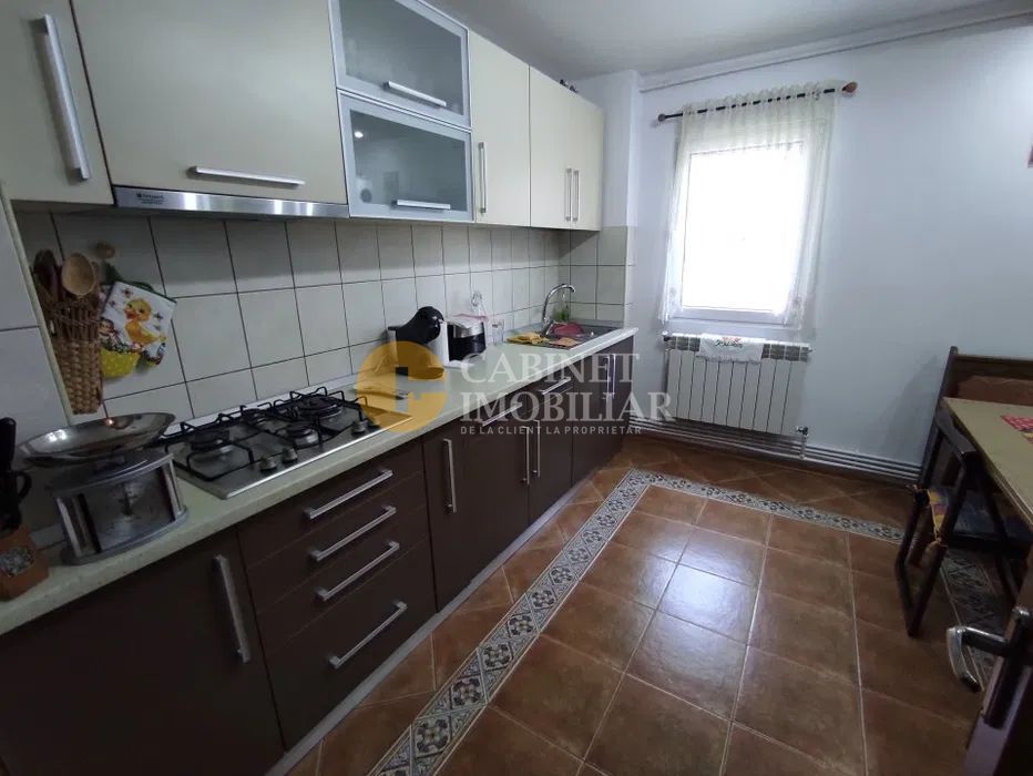 Cug Etaj 2  Apartament cu 2 Camere Decomandat 56 mp - Poză 4