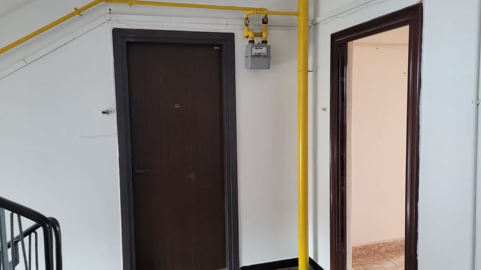 Ocazie! Apartament 2 camere semidecomandat, Gorjului, 51 mp, renovat - Poză 1