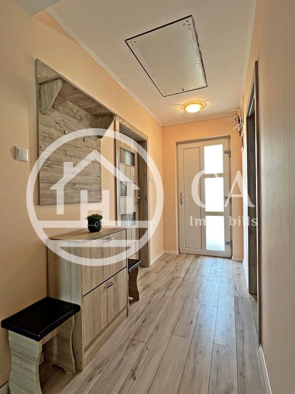 Casă de închiriat cu 3 camere în Cartierul Tineretului, Oradea - Poză 9