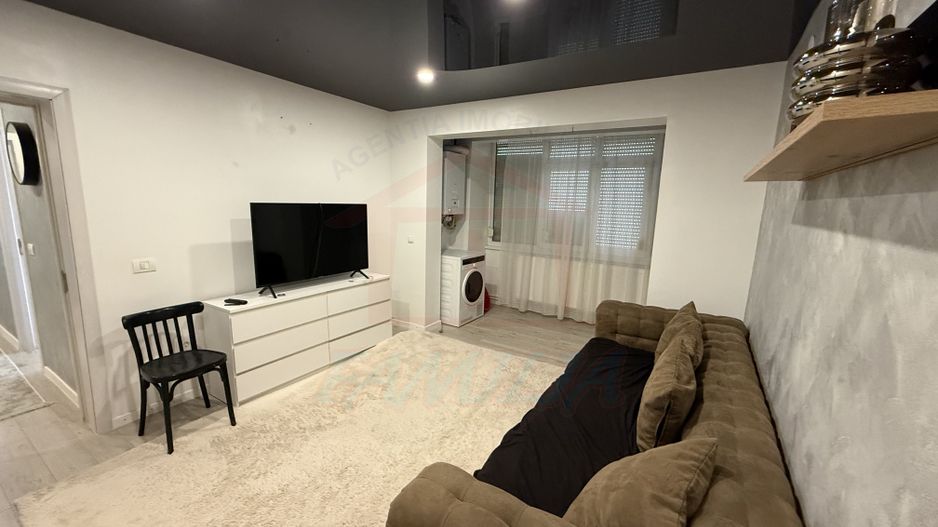 🔑De închiriat, 2 camere decomandate, Centru, 600 Euro/lună - Poză 2