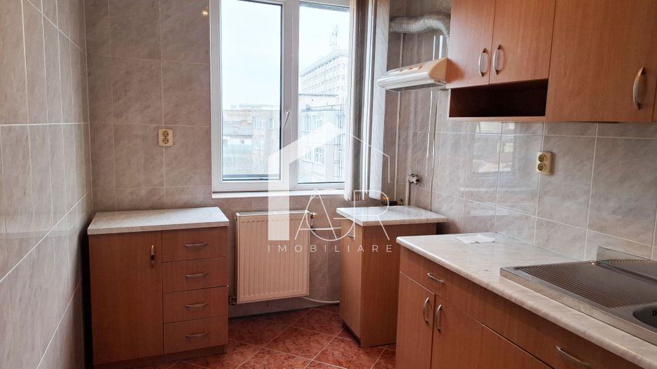 Apartament cu 2 camere, semidecomandat, Ultracentral - Poză 4
