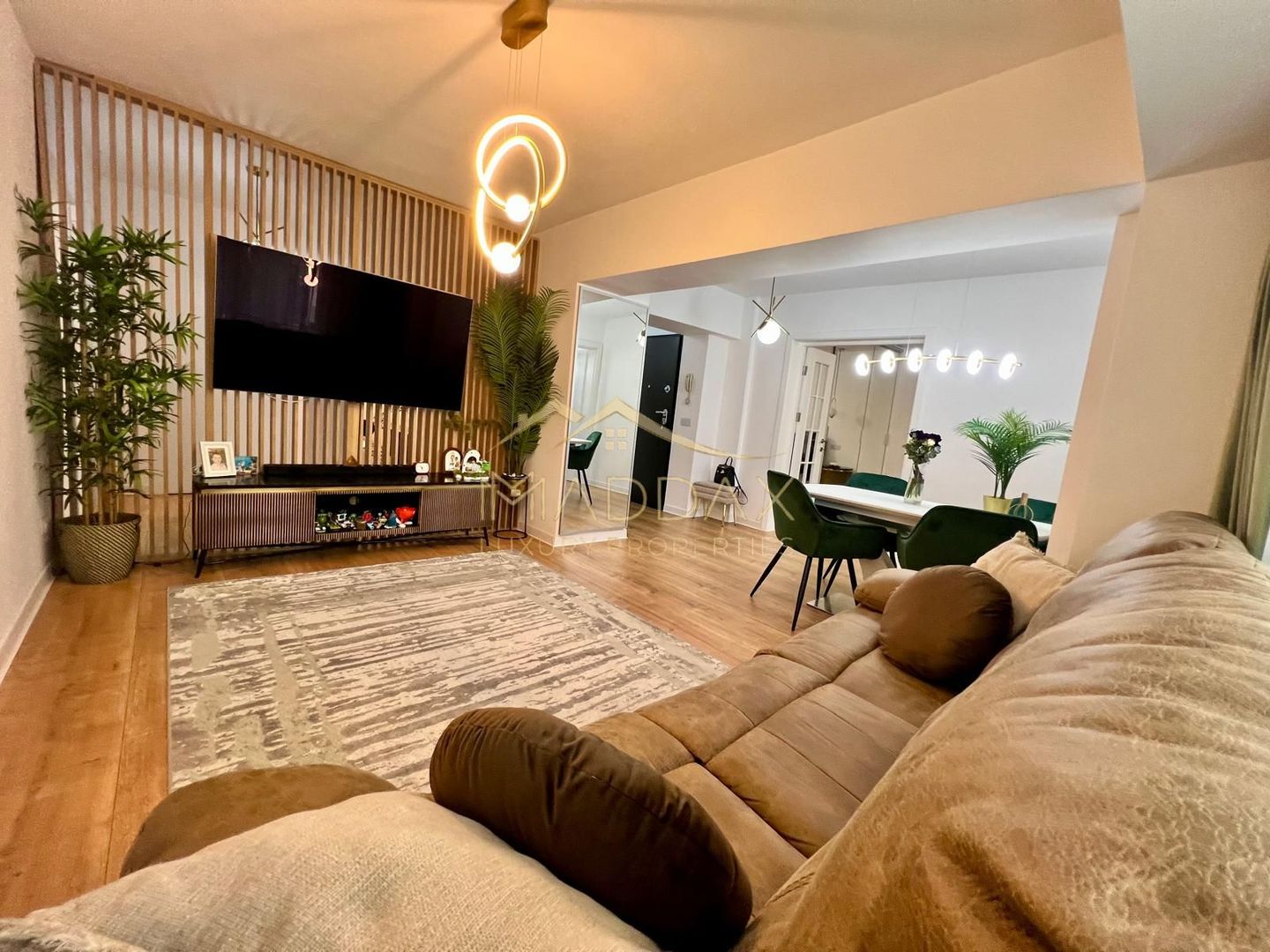 Apartament ***3 Camere // Unirii *700m Metrou* - Poză 11