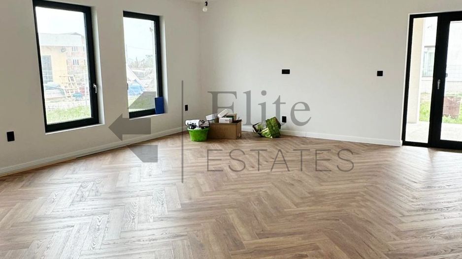 Casa moderna de vanzare la cheie! - Poză 6