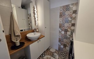 Casă modernă de vânzare în Tunari – Jacuzzi | Foisor | Panouri fotovoltaice - Poză 34