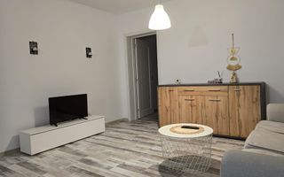 Apartament de vanzare 2 camere 47 mp zona Florilor - Poză 2