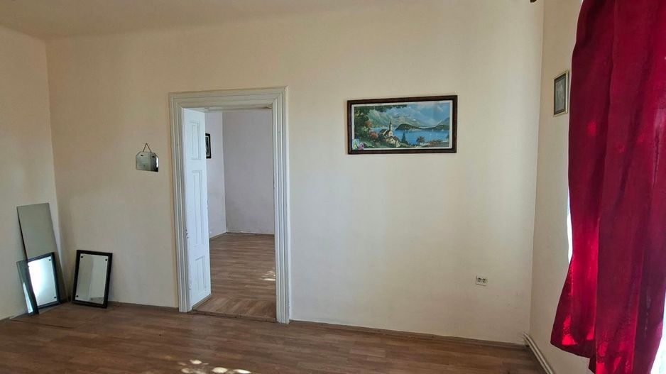 Apartament 2 camere la casa in imobil cu 2 apartamente - Poză 3