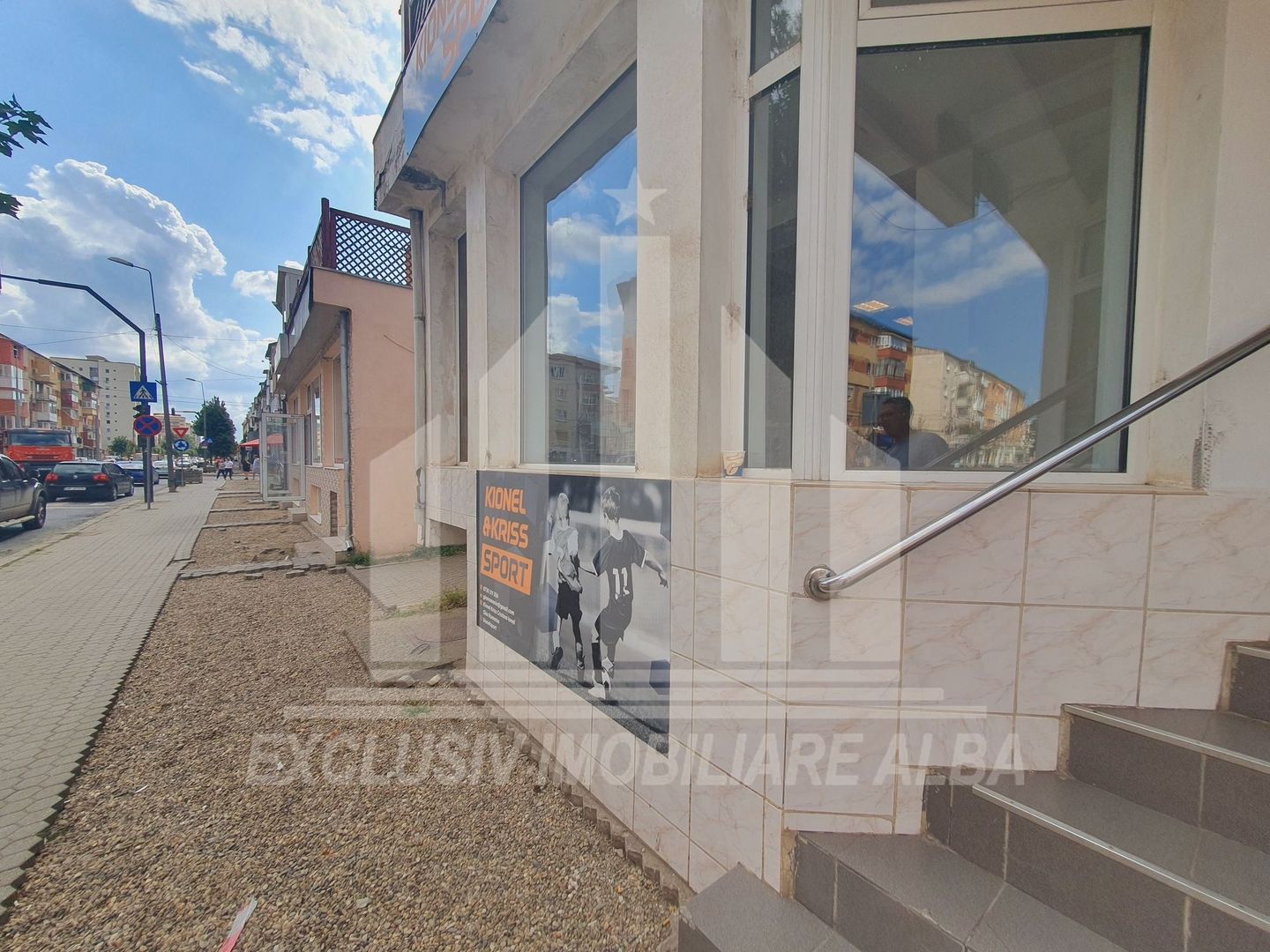 Spatiu comercial de vanzare in Cetate zona piata - Poză 6