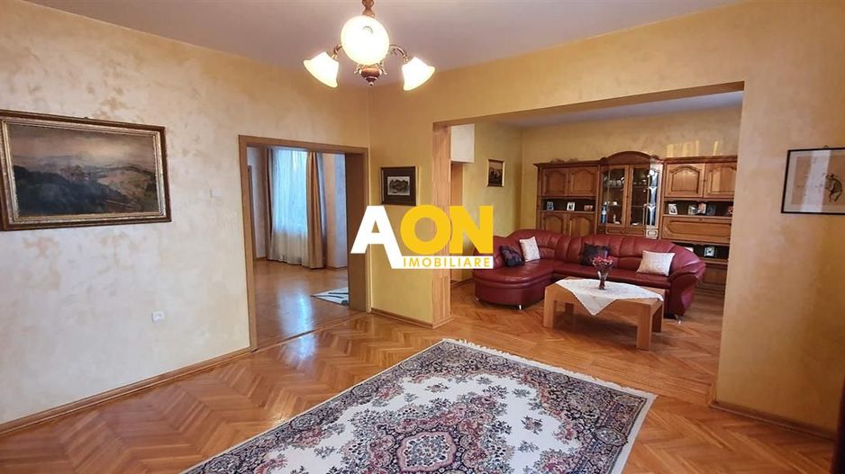 Casa 4 camere garaj 680 mp teren ultracentral - Poză 2