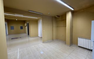 SAD - Spatiu comercial de 66 mp Central langa Piata 700 - Poză 1