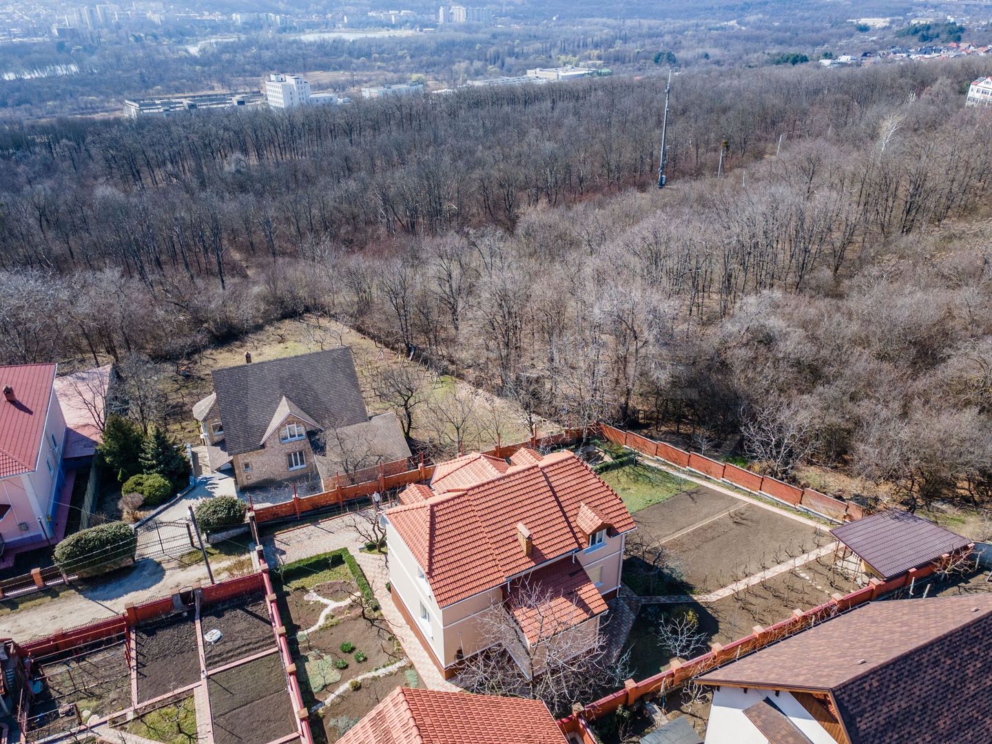 Vânzare, casă, 3 nivele, 200 mp + 10 ari, str. Gura Văii, Rîșcani - Poză 47