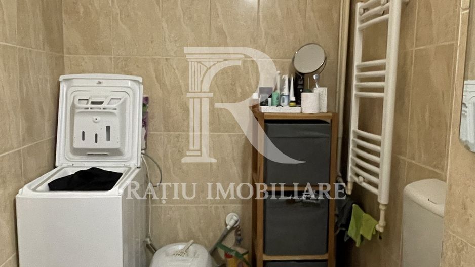 Apartament cu 2 camere | etaj intermediar | parcare exterioara | Rogerius | Oradea - Poză 9