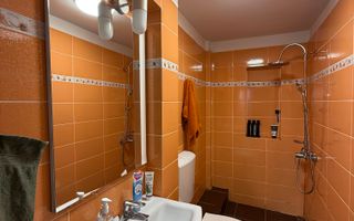 Casă complet mobilată, cu garaj și curte comună – strada Moților, Cluj - Poză 3