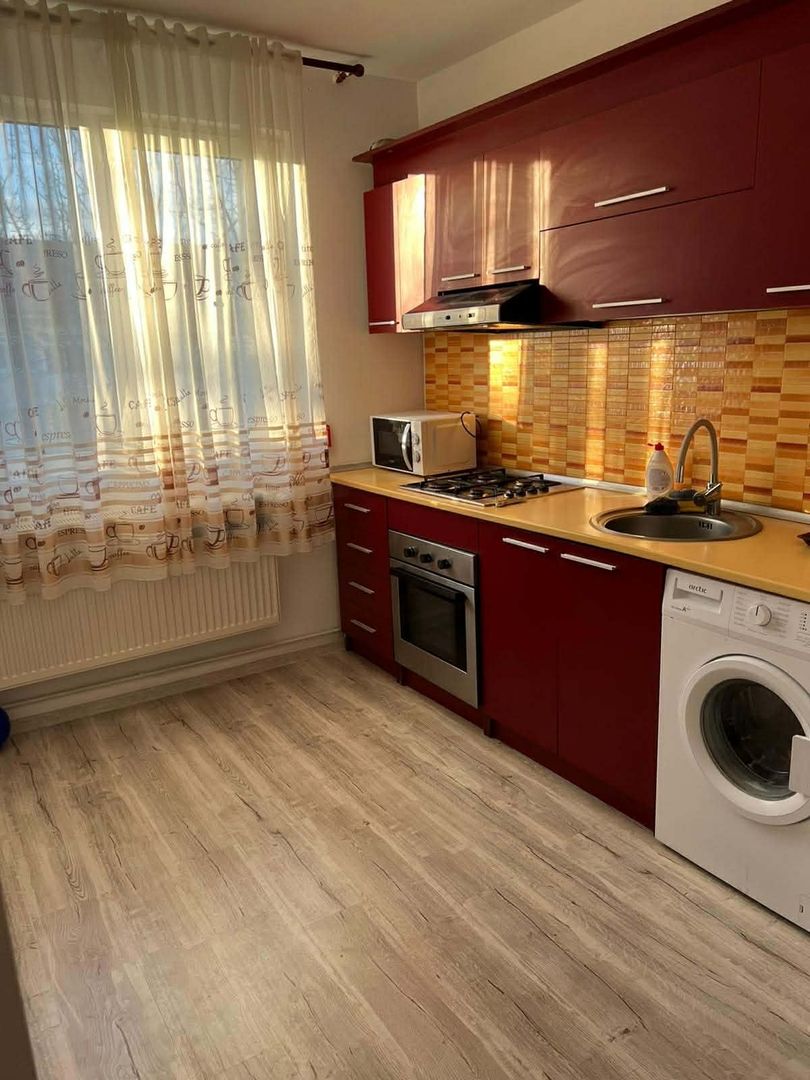 Apartament  3 camere- Rovine - Poză 3