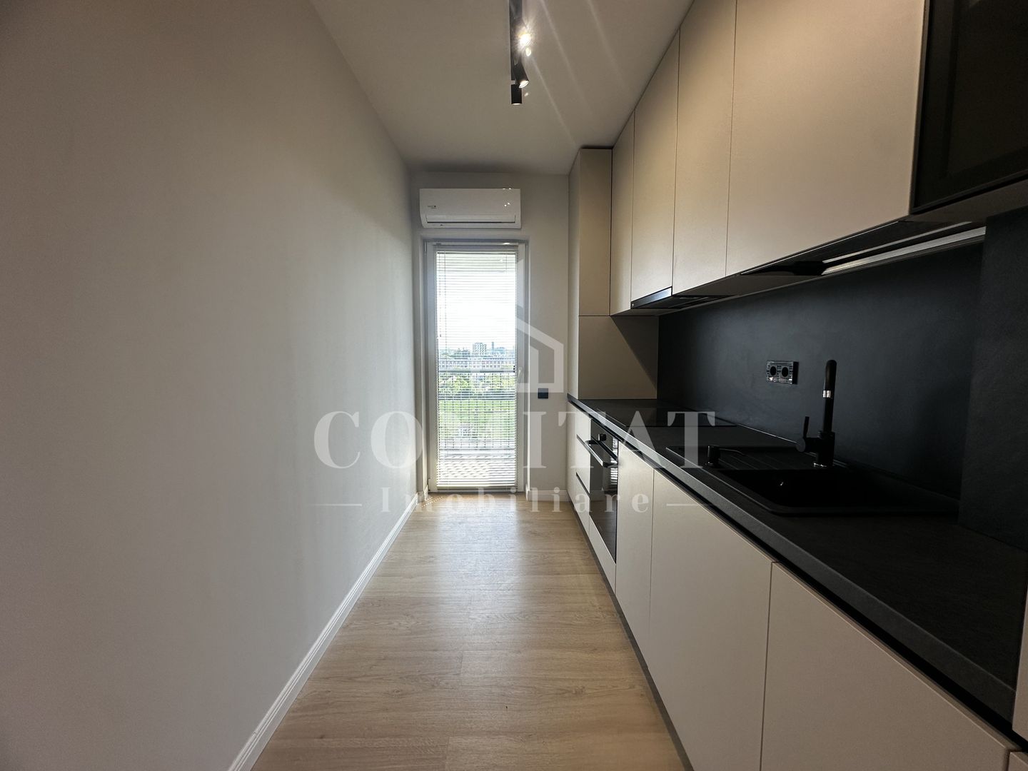 Apartament 3 camere | Ultrafinisat | Zona Spitalului Regional - Poză 8