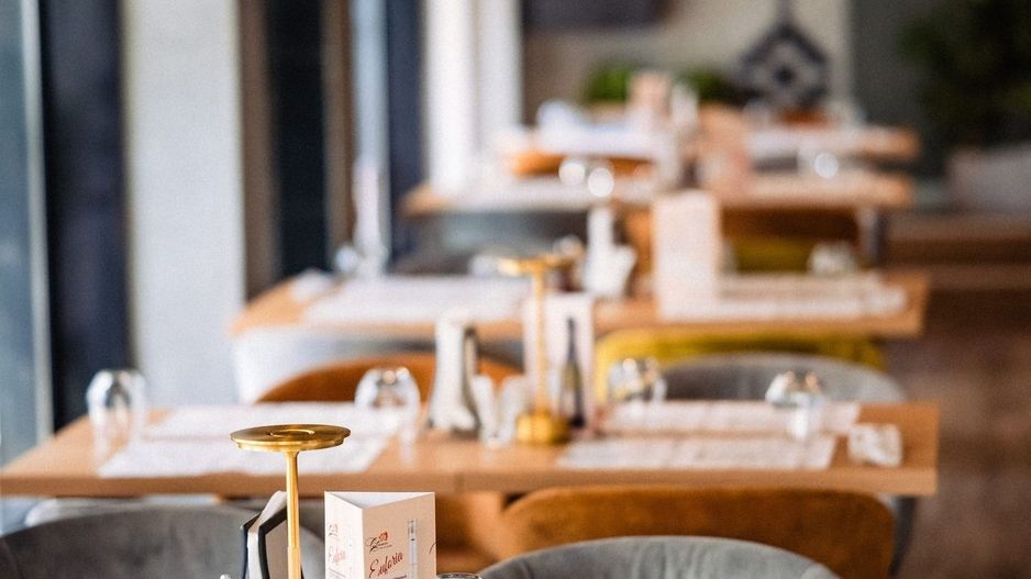 Spațiu Comercial de Închiriat – Ideal pentru Restaurant – Unirii, București - Poză 8