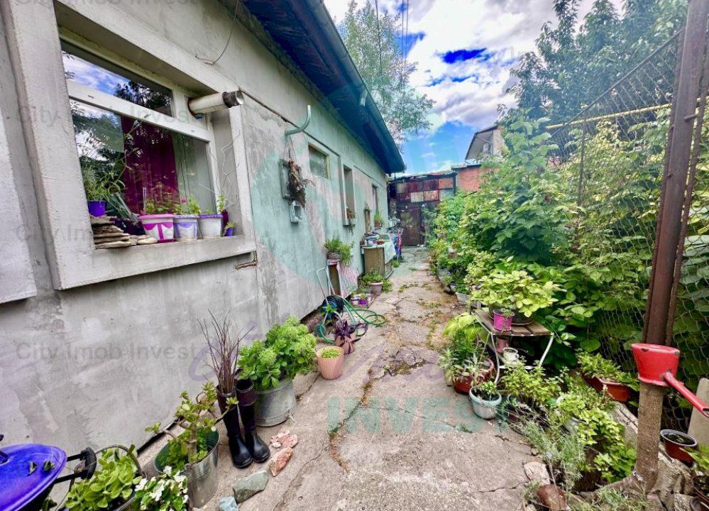 Casa singura la curte  - 7 minute de metrou - Poză 6