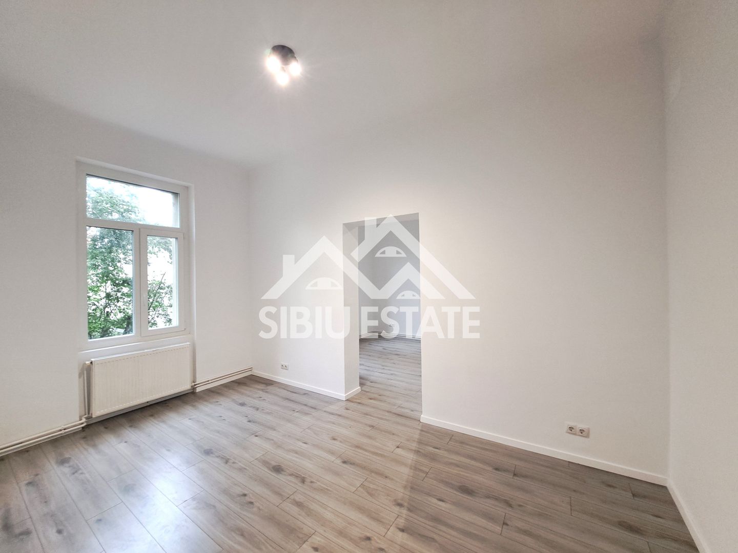 Birouri de inchiriat, confort optimizat, Sibiu central - Poză 6