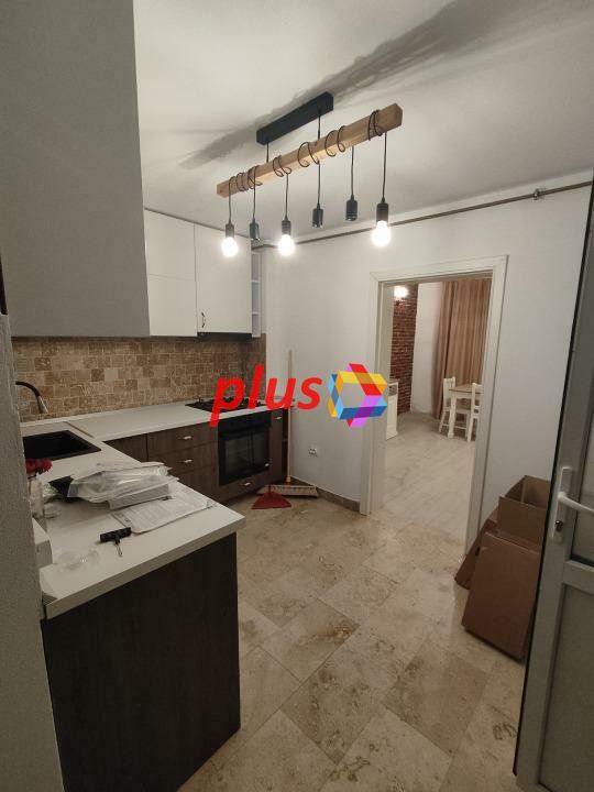 Proprietar - casa 5 camere singur in curte zona Brasovechi Crisan - Poză 3