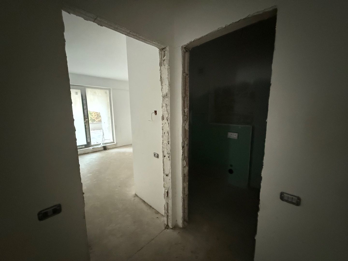 Apartament 4 Camere de Vanzare - Poză 6