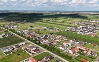 Terenuri  intre 650- 1013 mp  Mosnita Veche - Poză 1