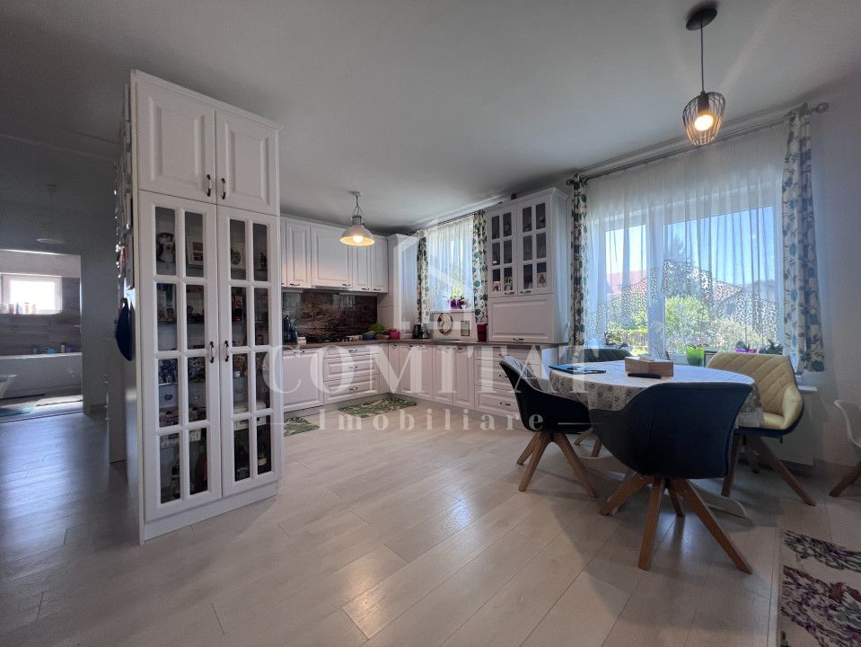 Apartament cu 3 camere, balcon și parcare | cartier Europa - Poză 1