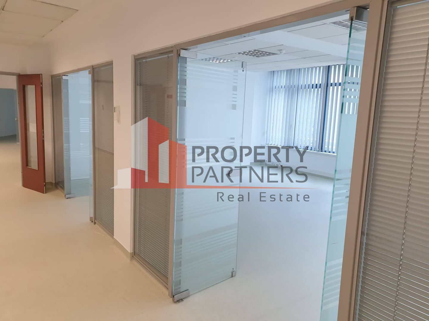 Cladire speciala pentru investitie, Ultracentral! - Poză 3