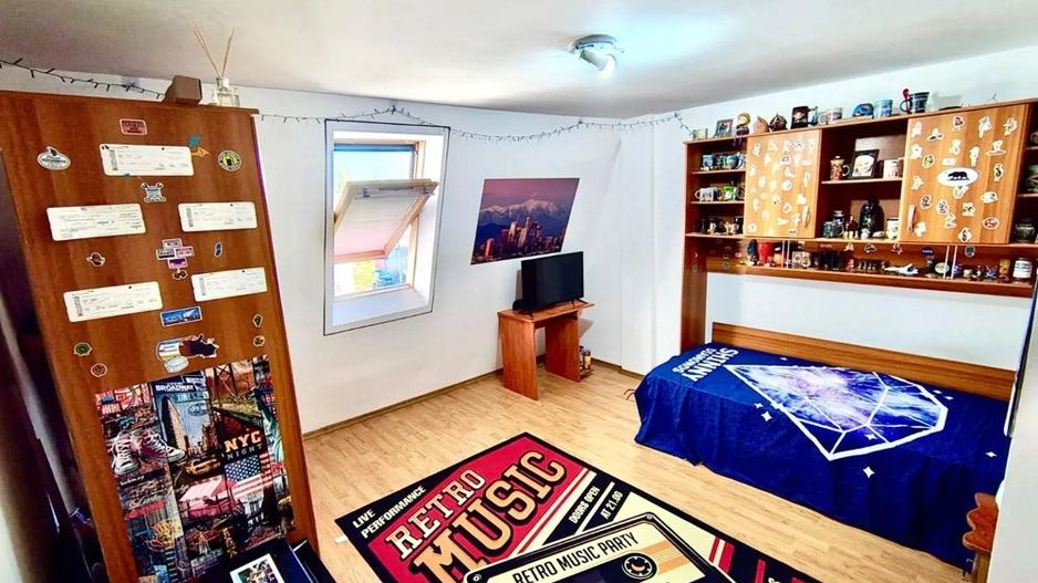 Vila P+1+M, curte proprie, metrou Apărătorii Patriei - Poză 6