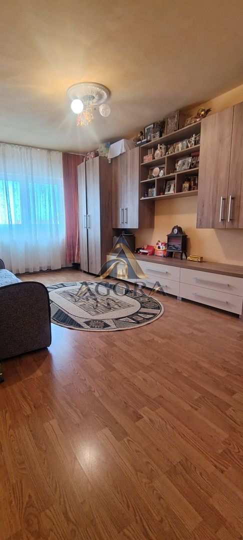 De vânzare apartament 2 camere în Valea Aurie - Poză 2