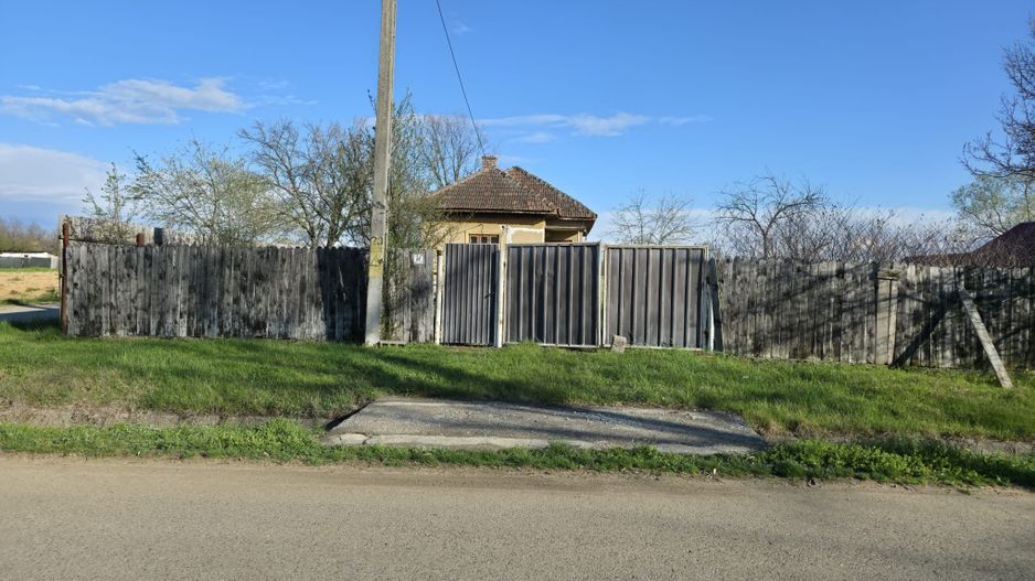 Casa de vanzare - Poză 1